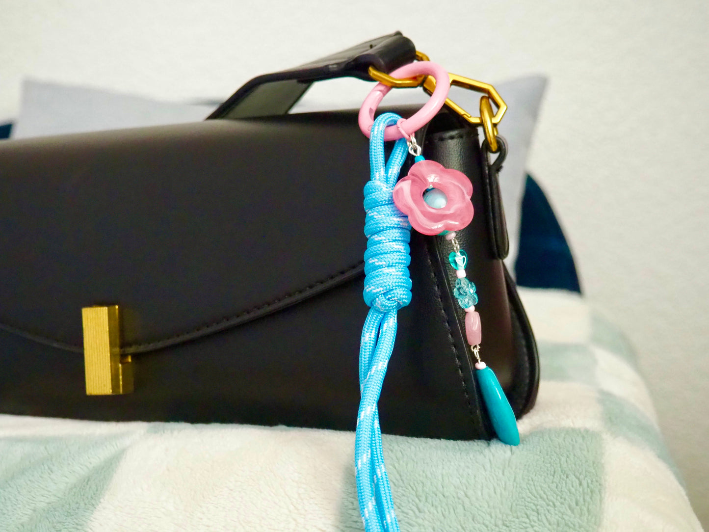 Porte-clé rose et bleu