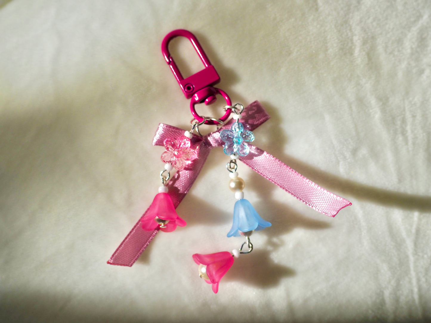 Porte-clé fleurs bicolores