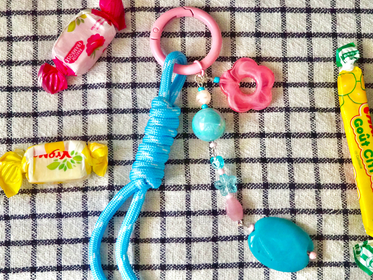 Porte-clé rose et bleu