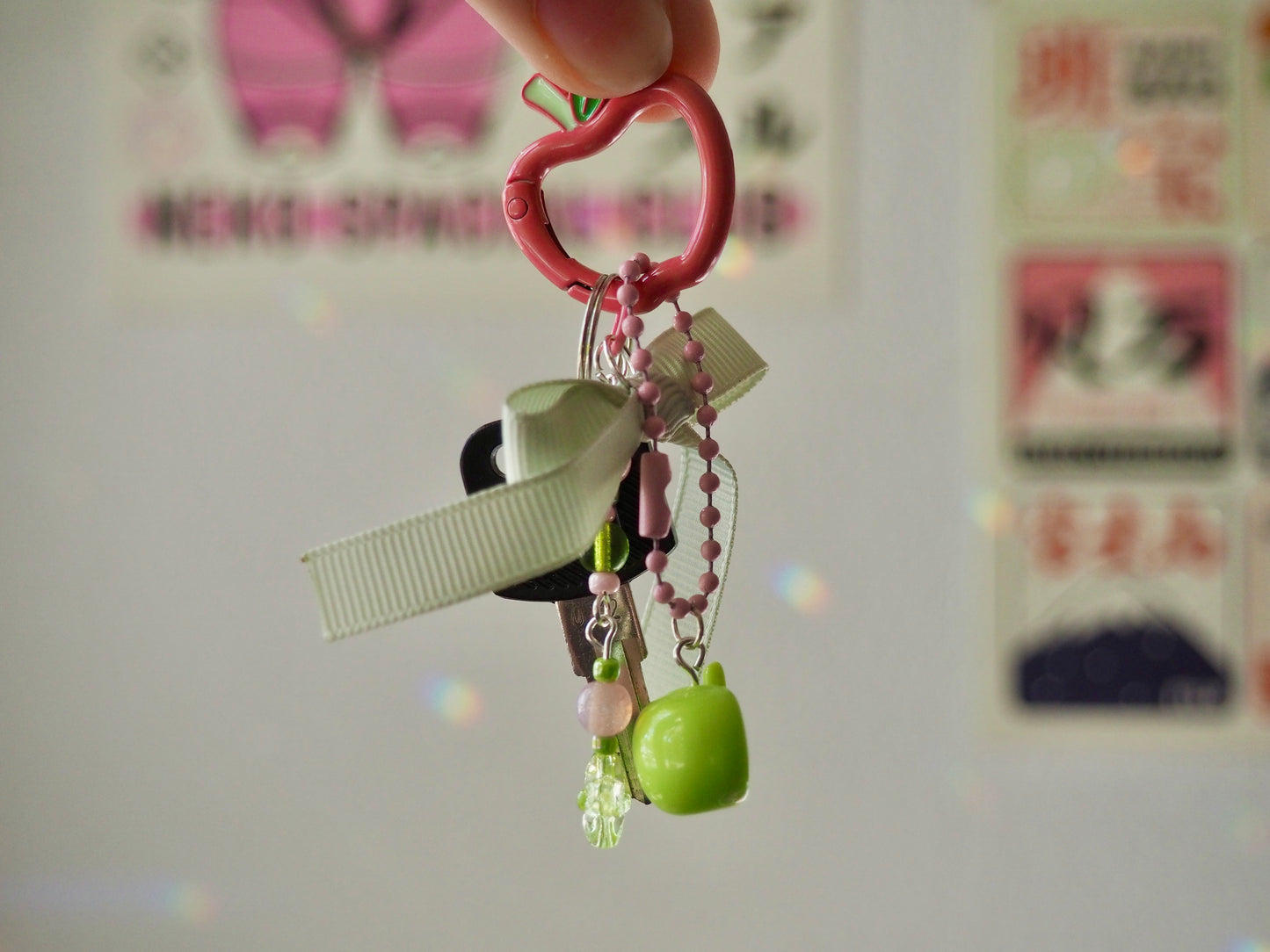 Porte-clé pomme rose
