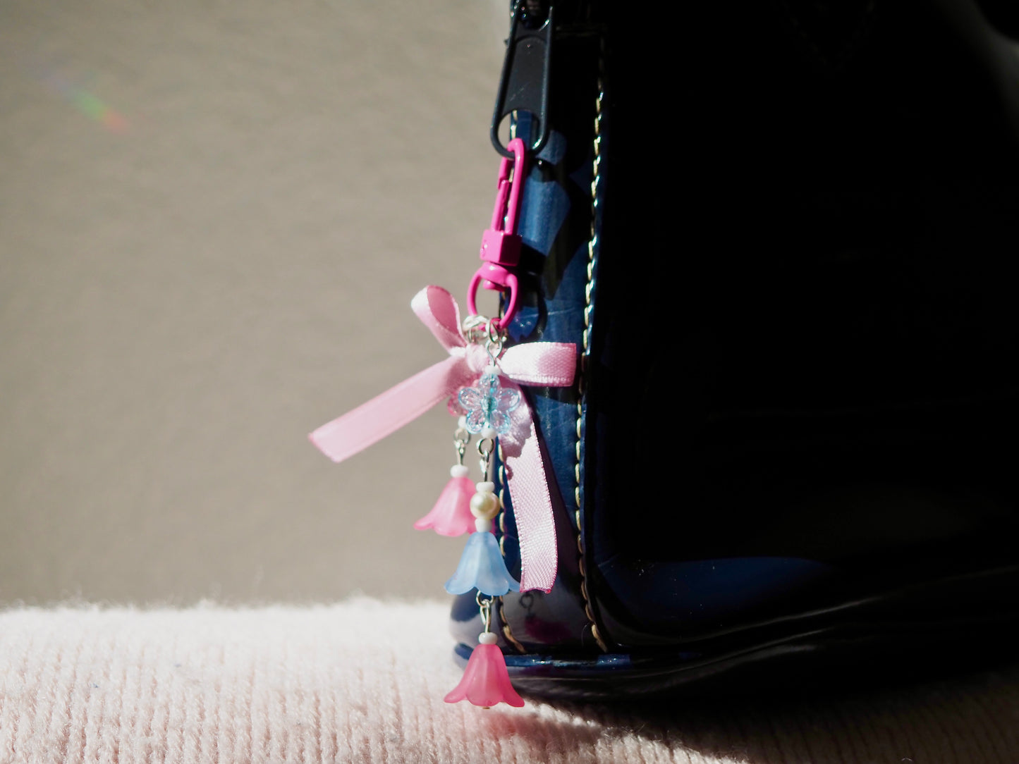 Porte-clé fleurs bicolores